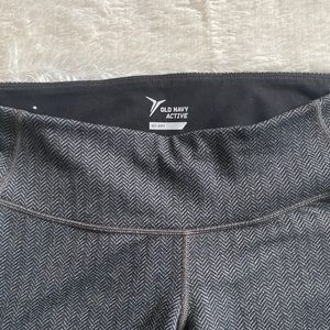 Old Navy Active Go-Dry tights